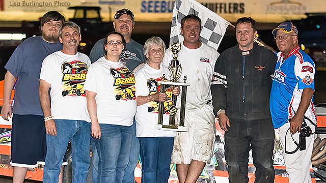 Yancy Shepard won the USRA B-Mod feature.