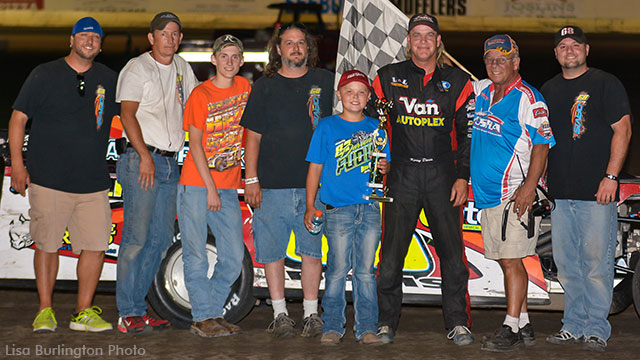 Kerry Davis won the USRA Modified feature.